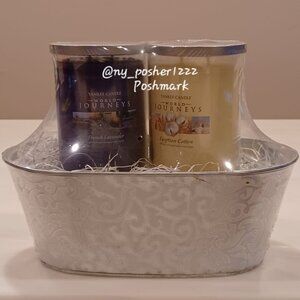 𝐘𝐀𝐍𝐊𝐄𝐄 𝐂𝐀𝐍𝐃𝐋𝐄 WORLD JOURNEYS 20oz 2 Wick Tumbler Candles L 🟣⚪